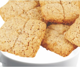 BUONI BISCOTTI AI CEREALI BUONI BISCOTTI AI CEREALI
